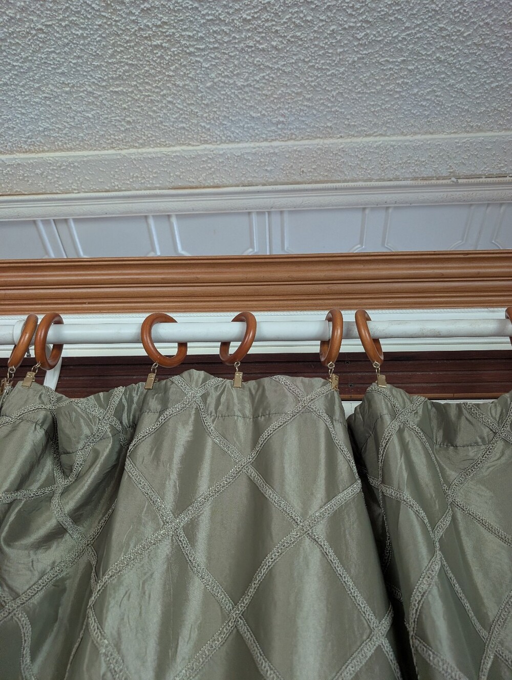 Custom Curtain Panels (2) Green Satin 100W x 87L Cotton Lined Tie Backs Tassel - Picture 9 of 14